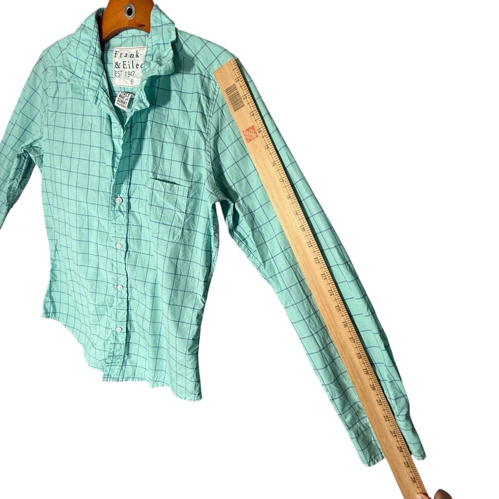 Frank & Eileen Barry Button Down Shirt Cyan Blue Plaid Crinkle Top 100% Cotton S - Picture 7 of 9